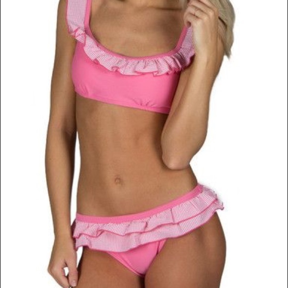 NWOT Lauren James pink ruffle seersucker bikini
